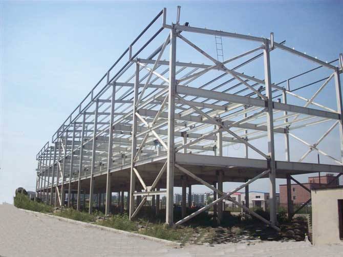 都江堰网架加工之眼跳岩对管桁架的影响
